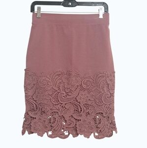 Haute Monde Elegant Lace Trim Pink Skirt Women's Size M Stretch Pull On